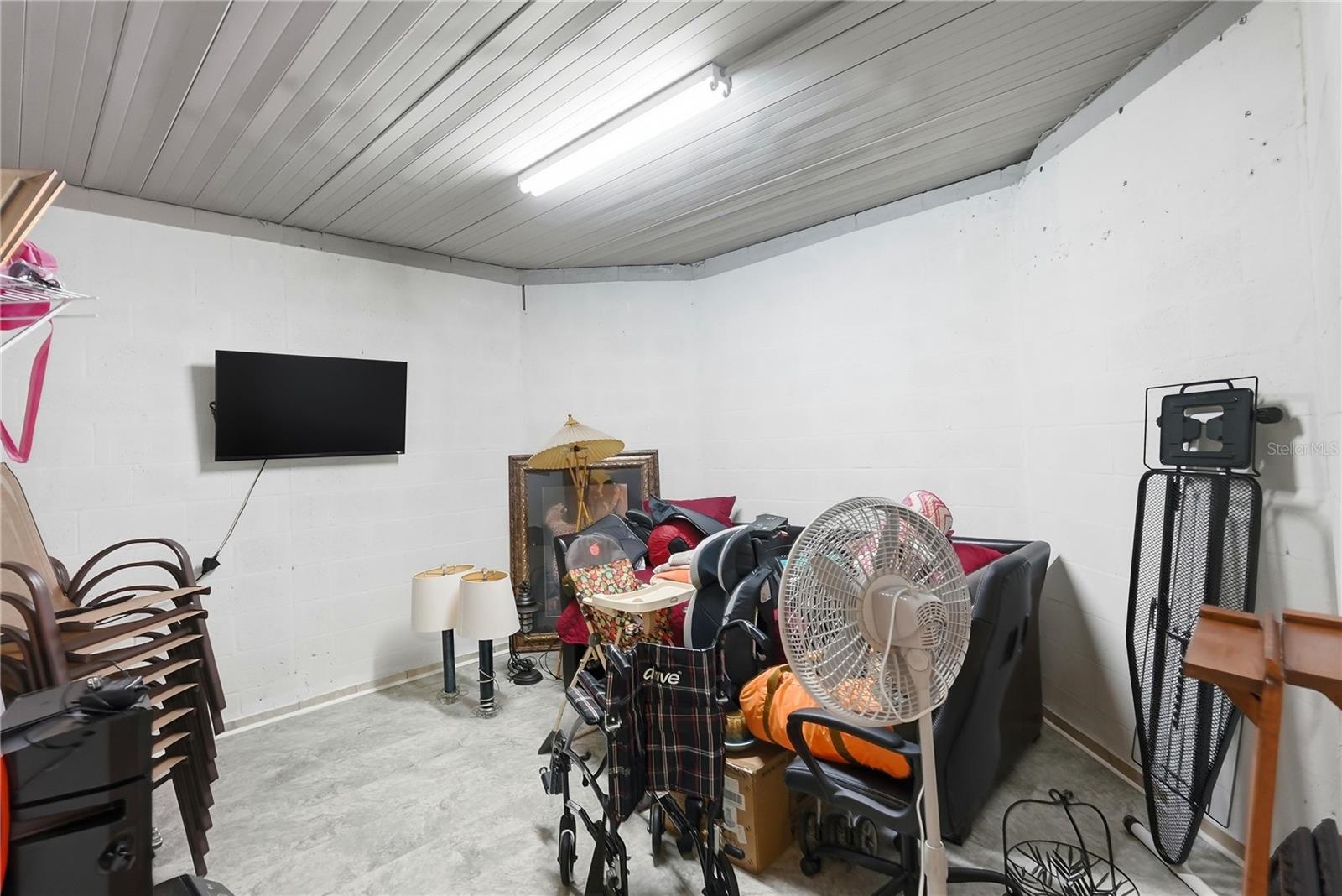 BAYWOOD PARK - Residential