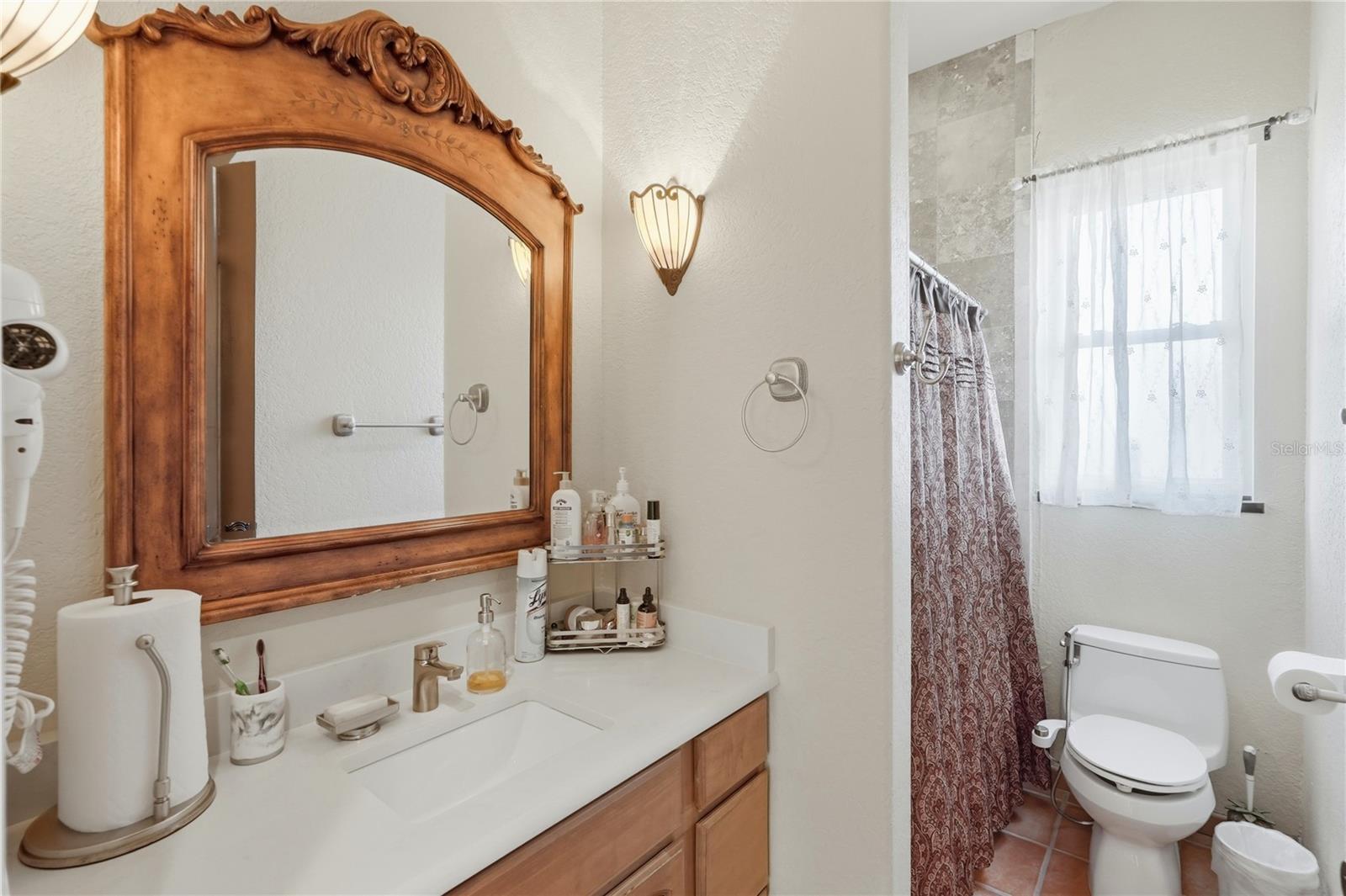 BAYWOOD PARK - Residential