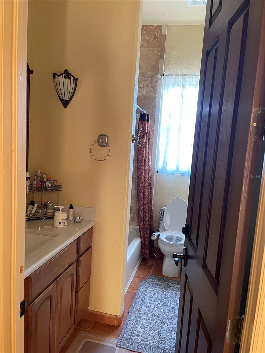 BAYWOOD PARK - Residential