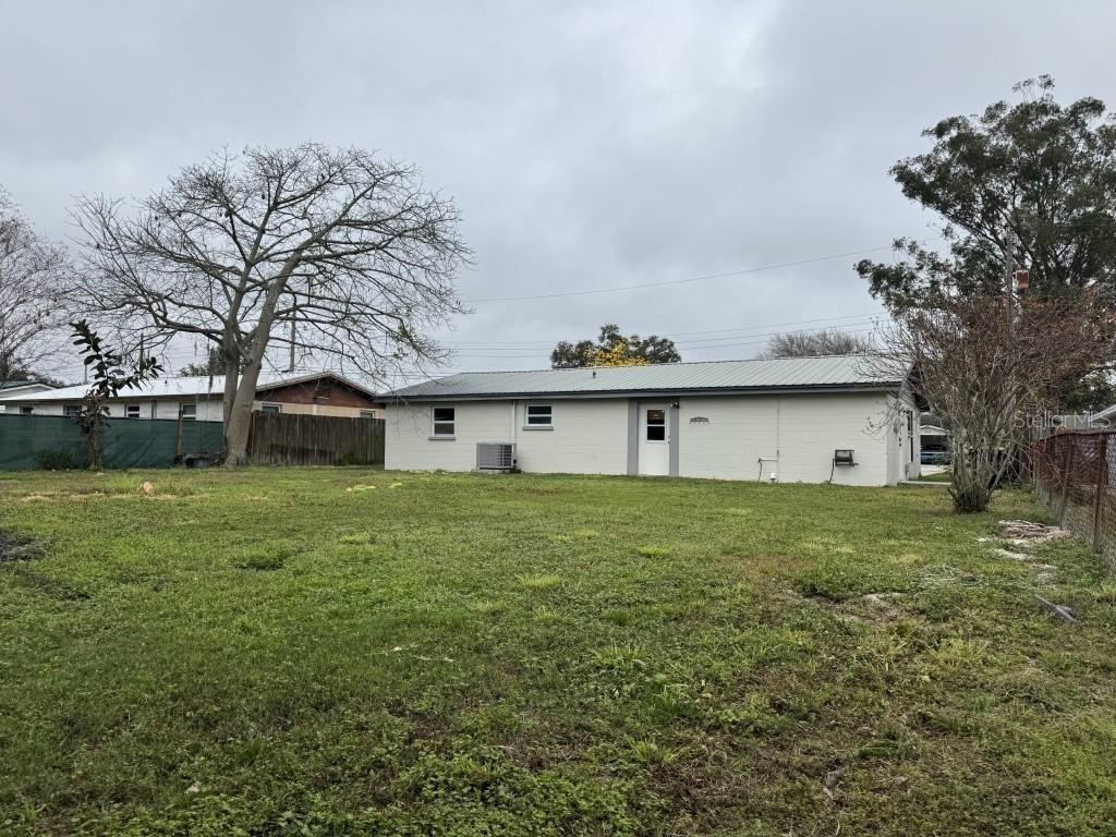 ACREAGE & UNREC - Residential