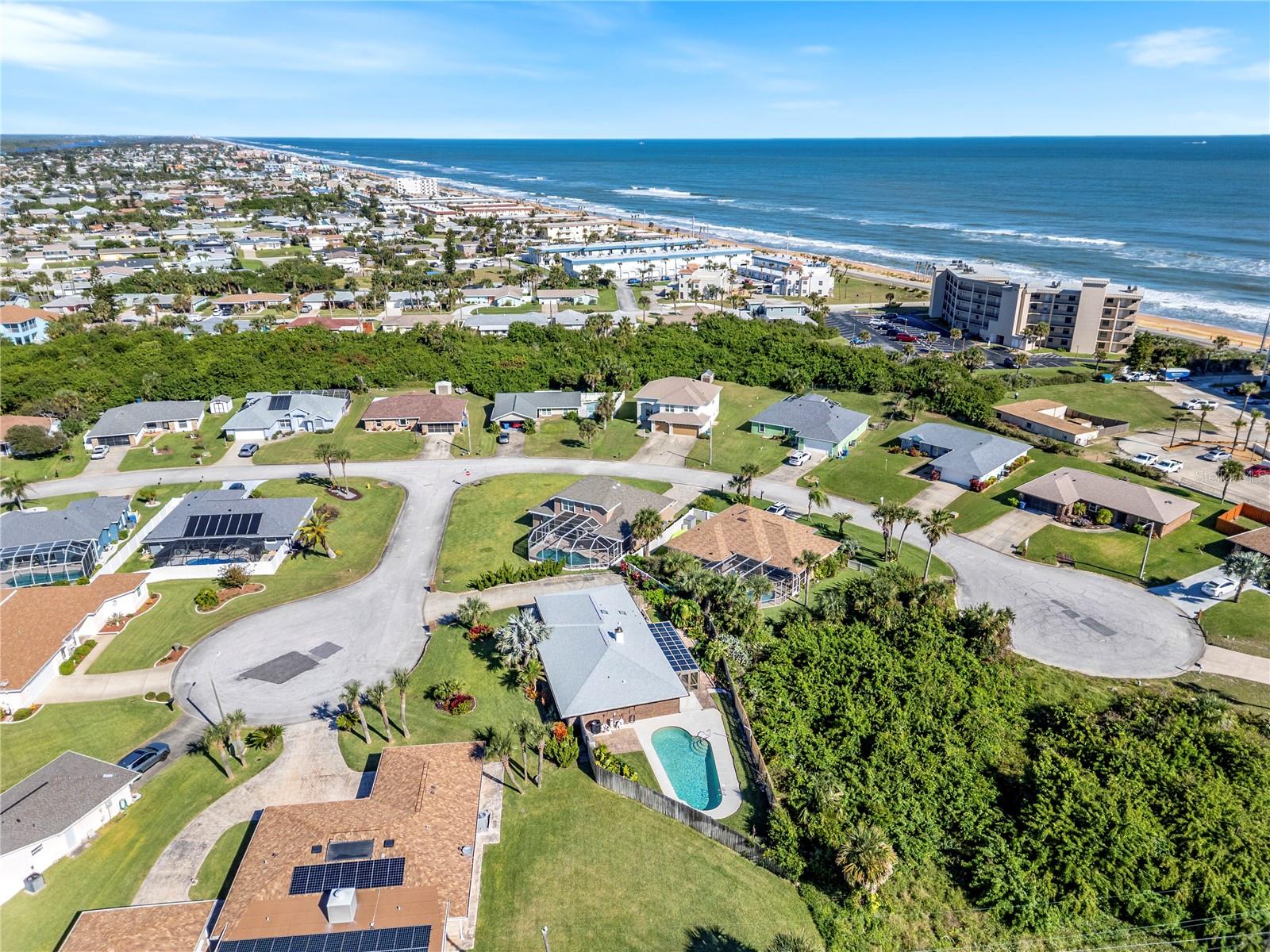 ISLAND 28 - Residential