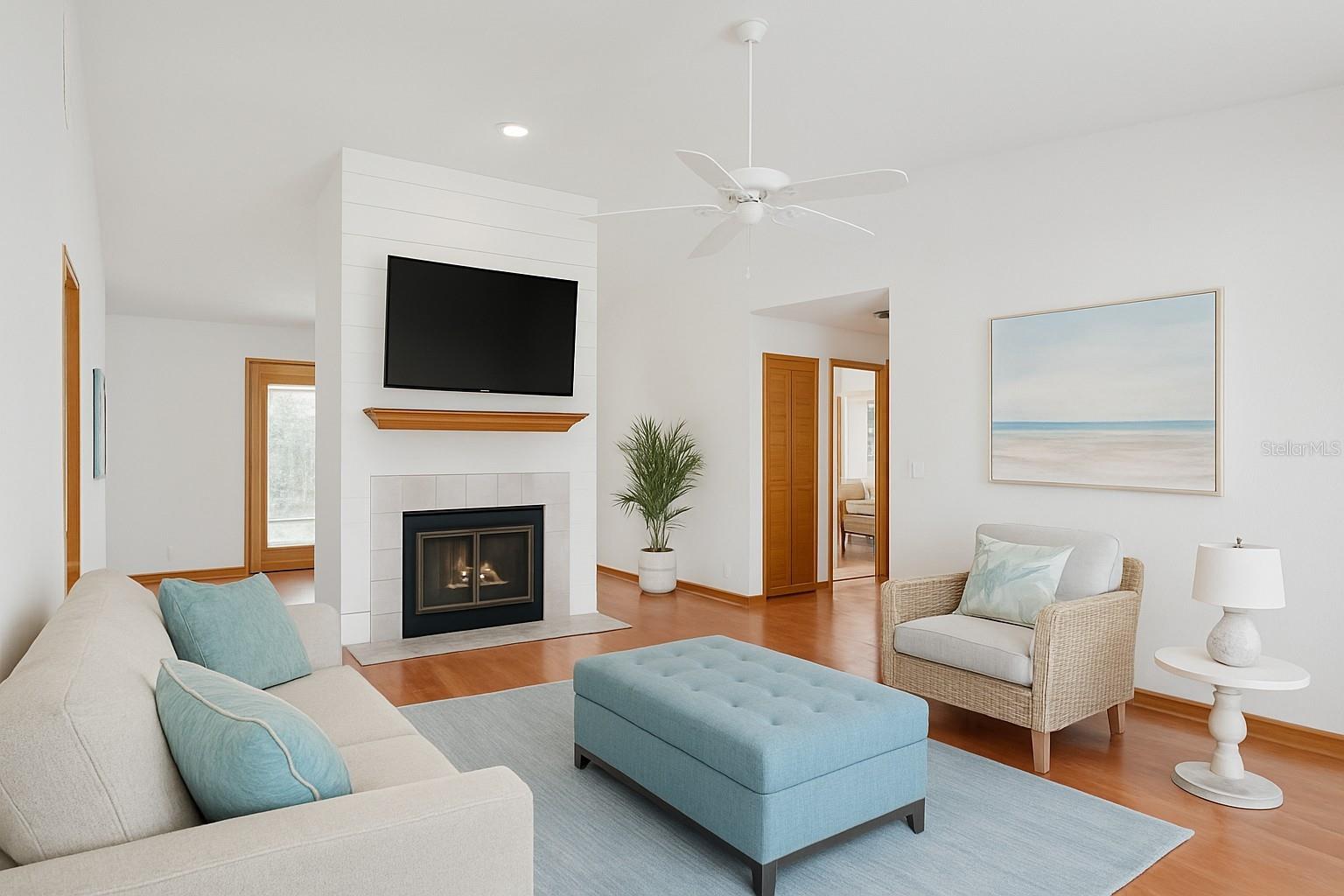 ISLAND 28 - Residential