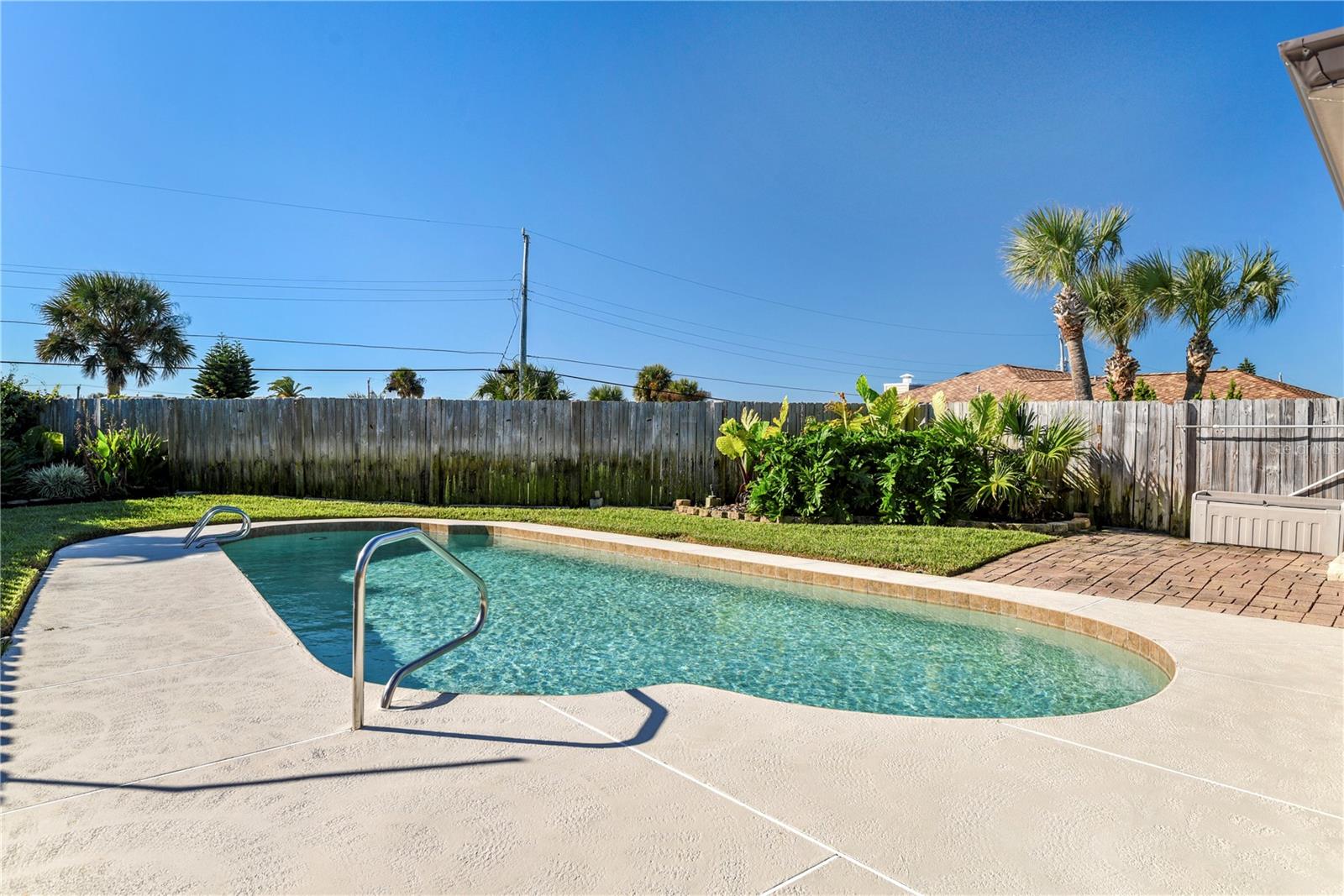 ISLAND 28 - Residential