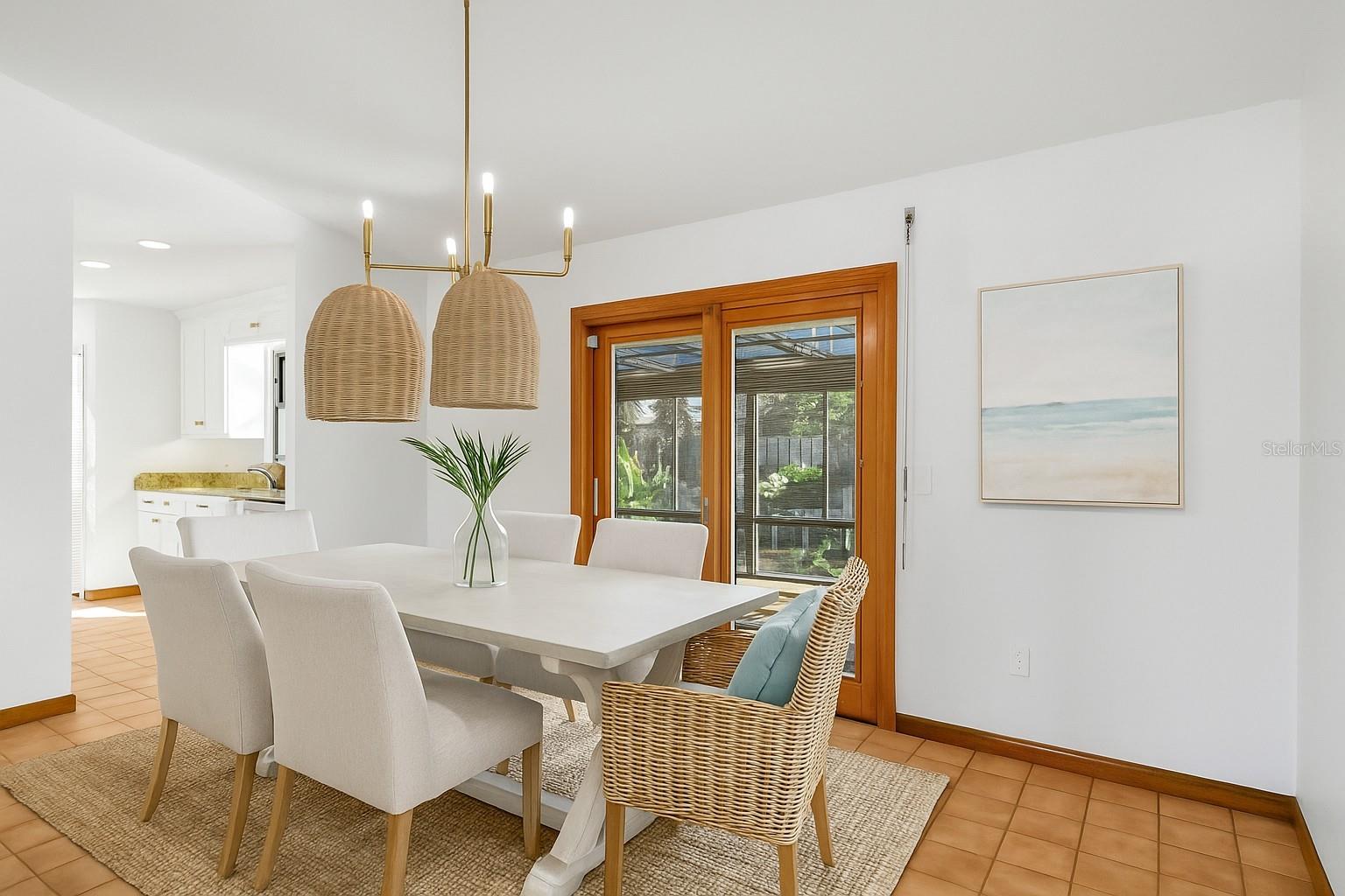 ISLAND 28 - Residential