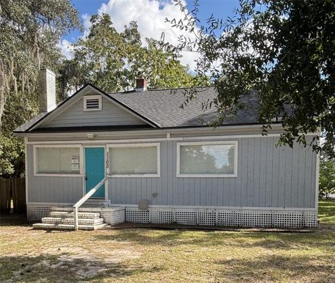 Photo of 1103 NE 9th Avenue, Ocala, FL 34470 (MLS # TB8445804)