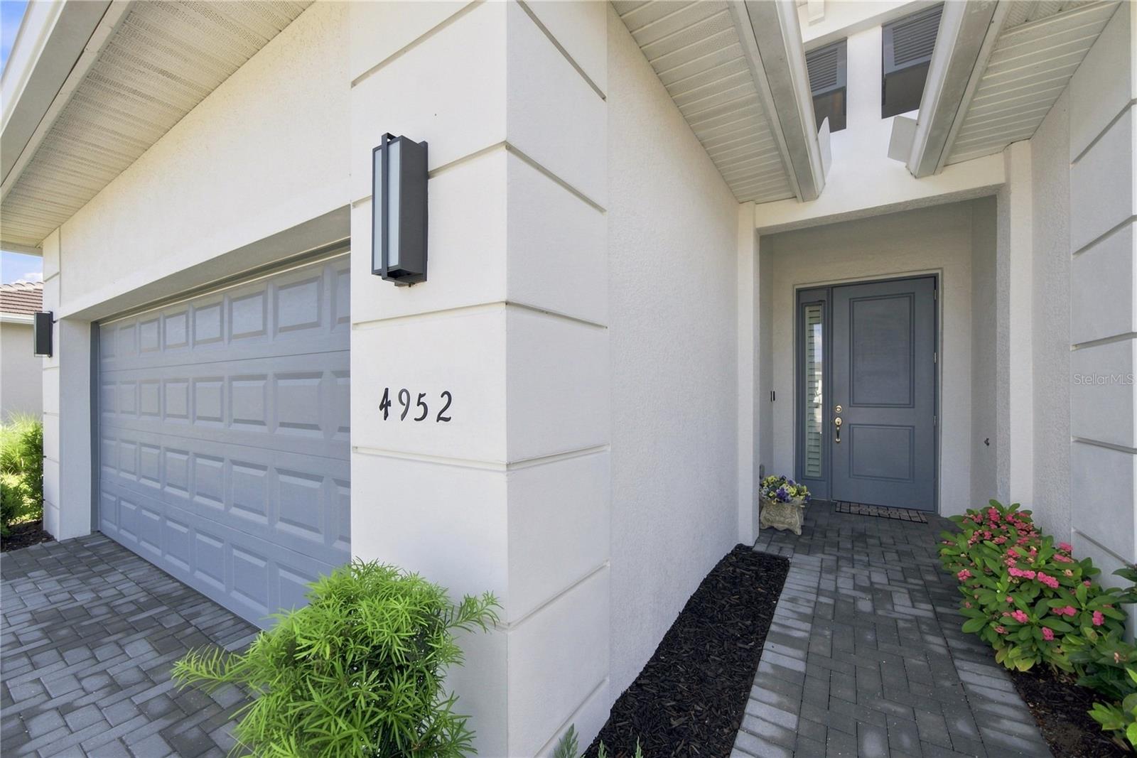 4952 FAIRHOPE CIRCLE