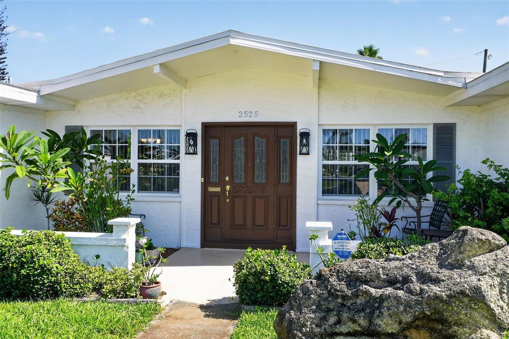 Photo of 2525 Coral Way W, Daytona Beach, FL 32118 (MLS # V4950286)