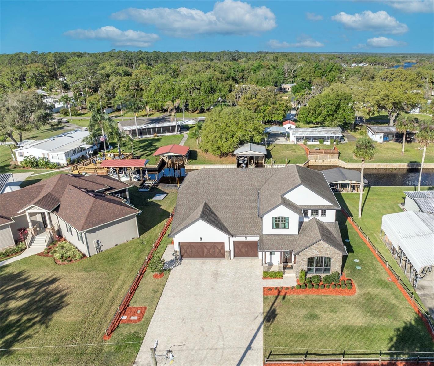 2072 STARBOARD DRIVE