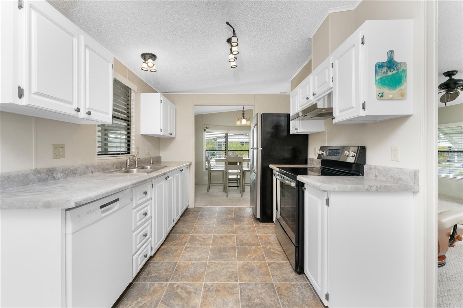 OYSTER CRK MHP - Residential