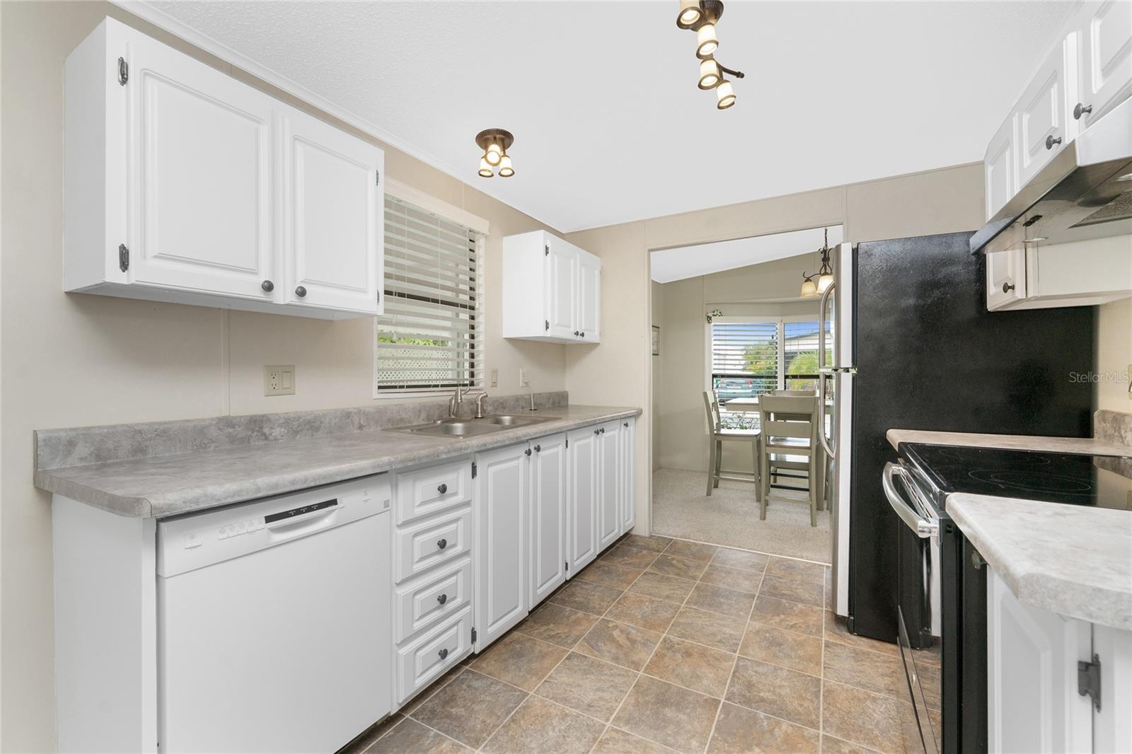 OYSTER CRK MHP - Residential