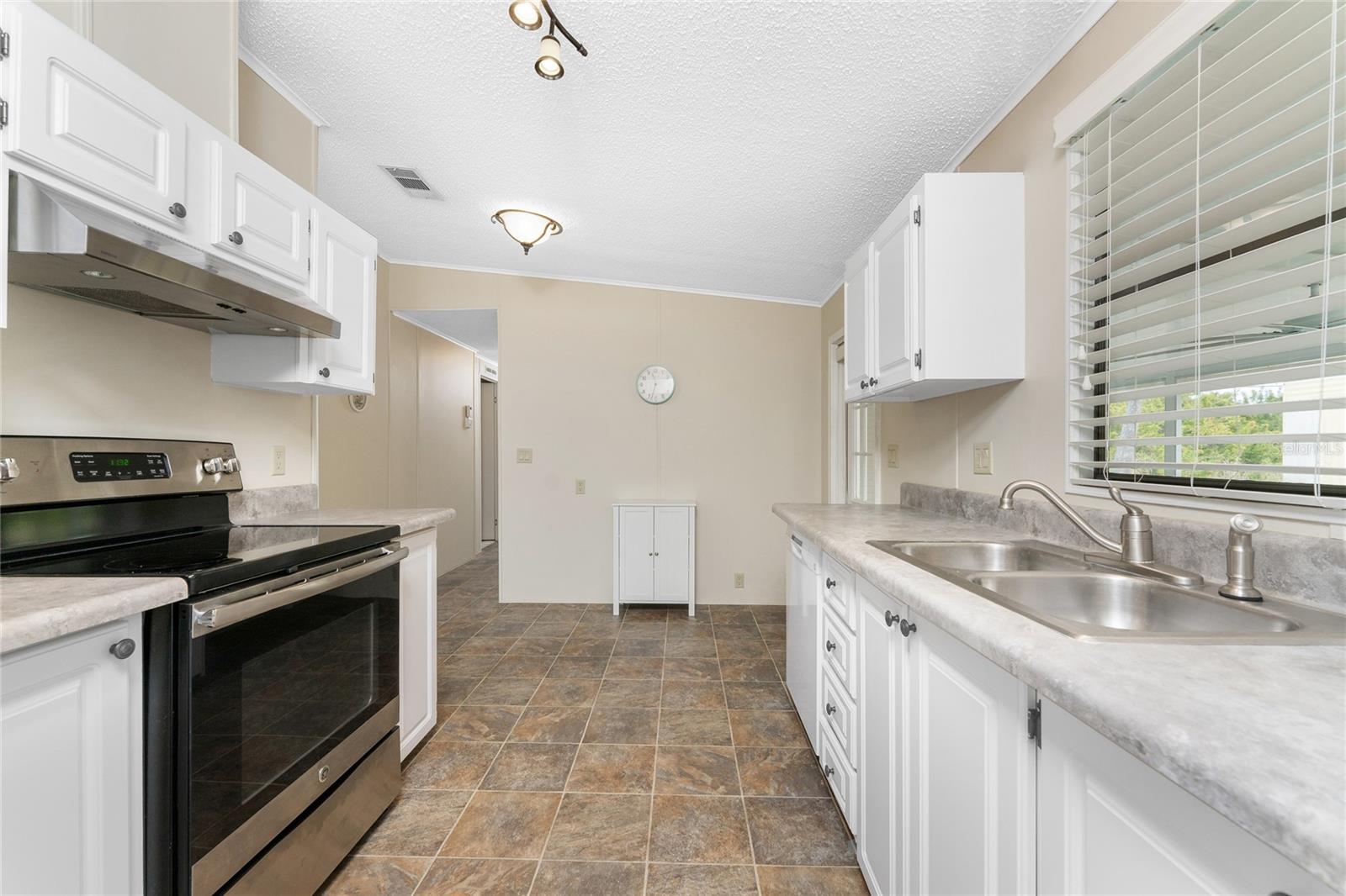 OYSTER CRK MHP - Residential