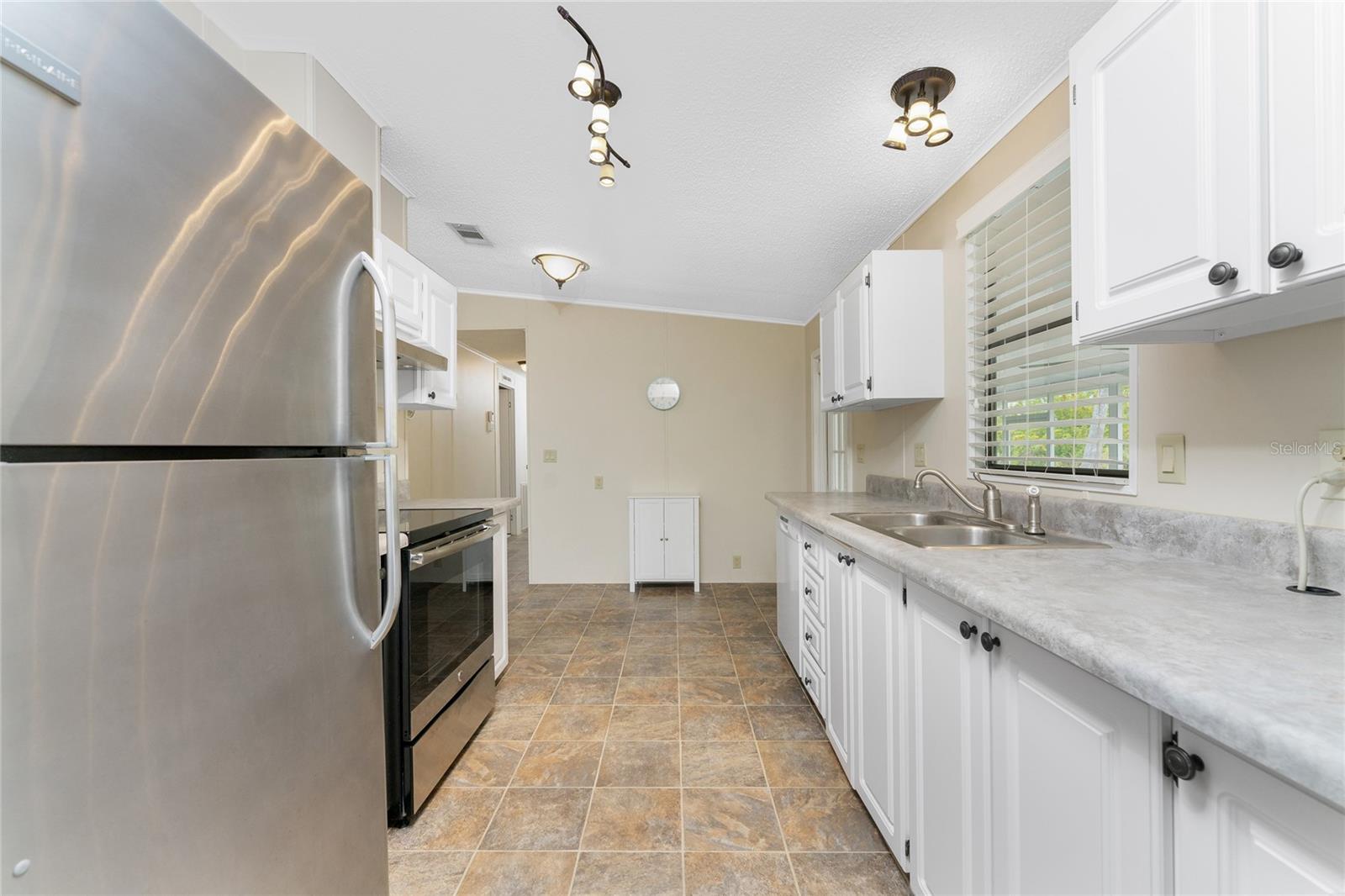 OYSTER CRK MHP - Residential