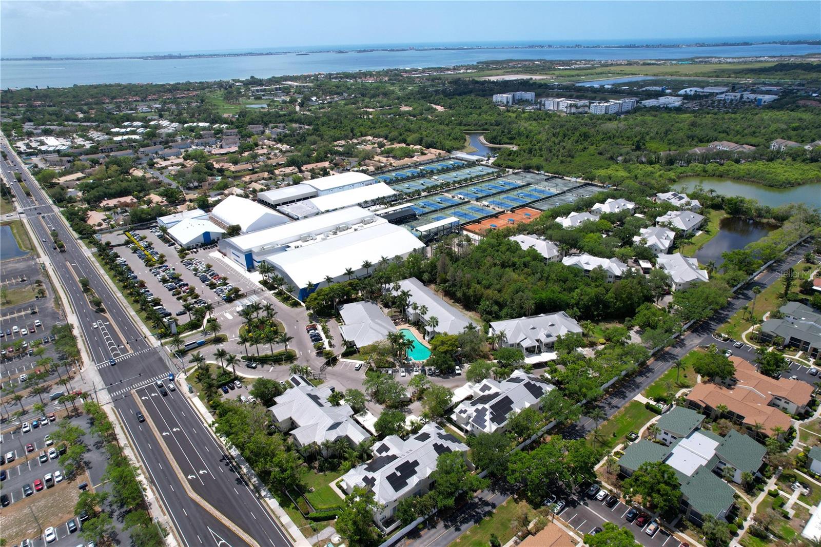 BOLLETTIERI RESORT VILLAS IV - Residential Lease