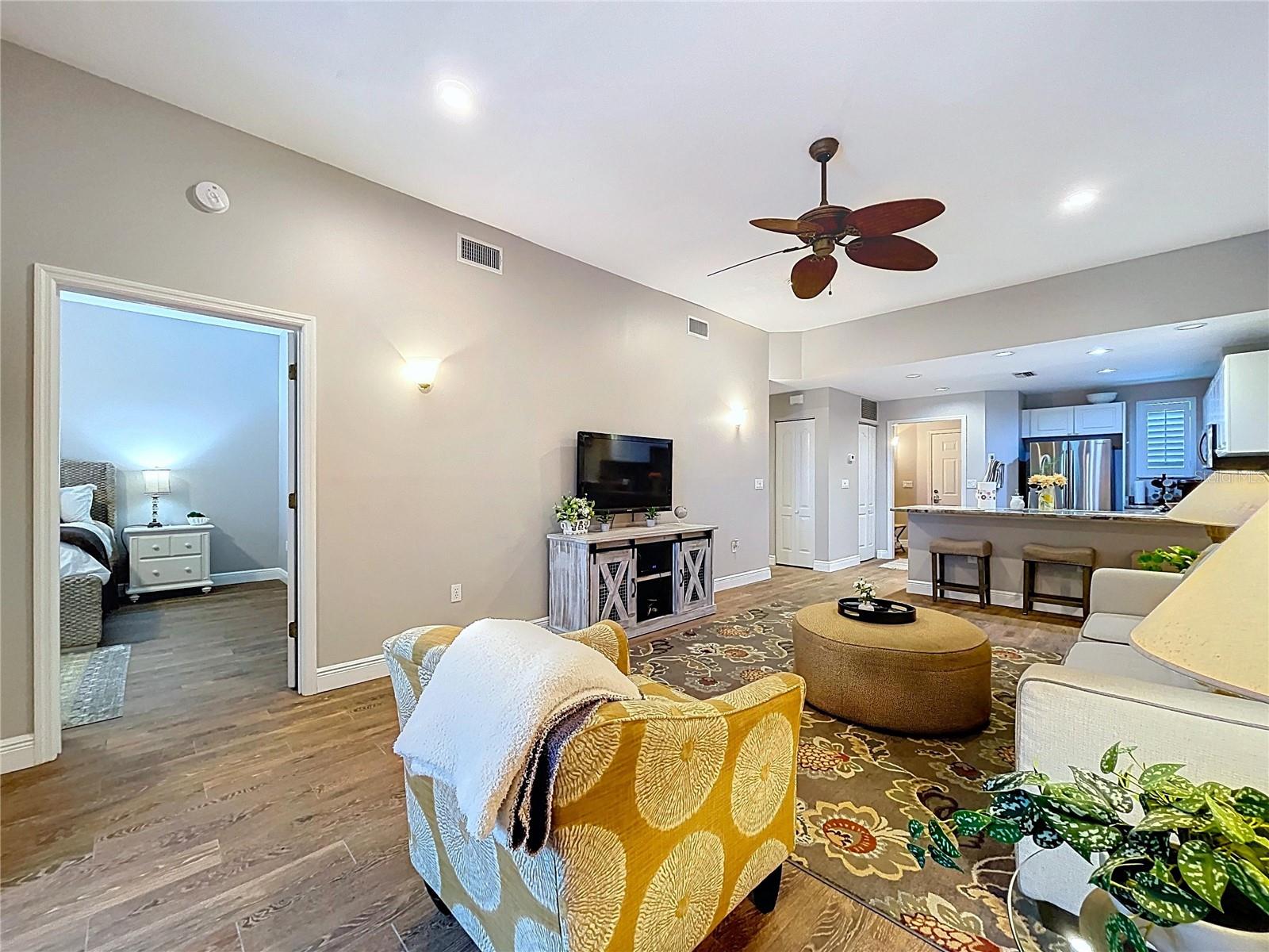 BOLLETTIERI RESORT VILLAS IV - Residential Lease