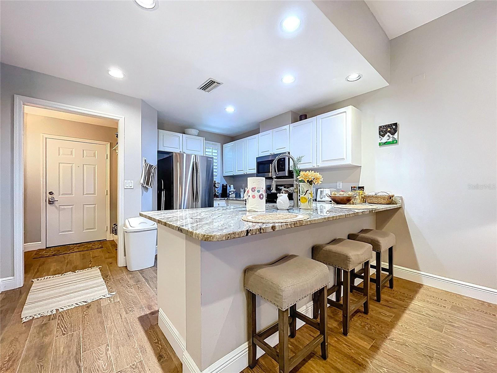 BOLLETTIERI RESORT VILLAS IV - Residential Lease