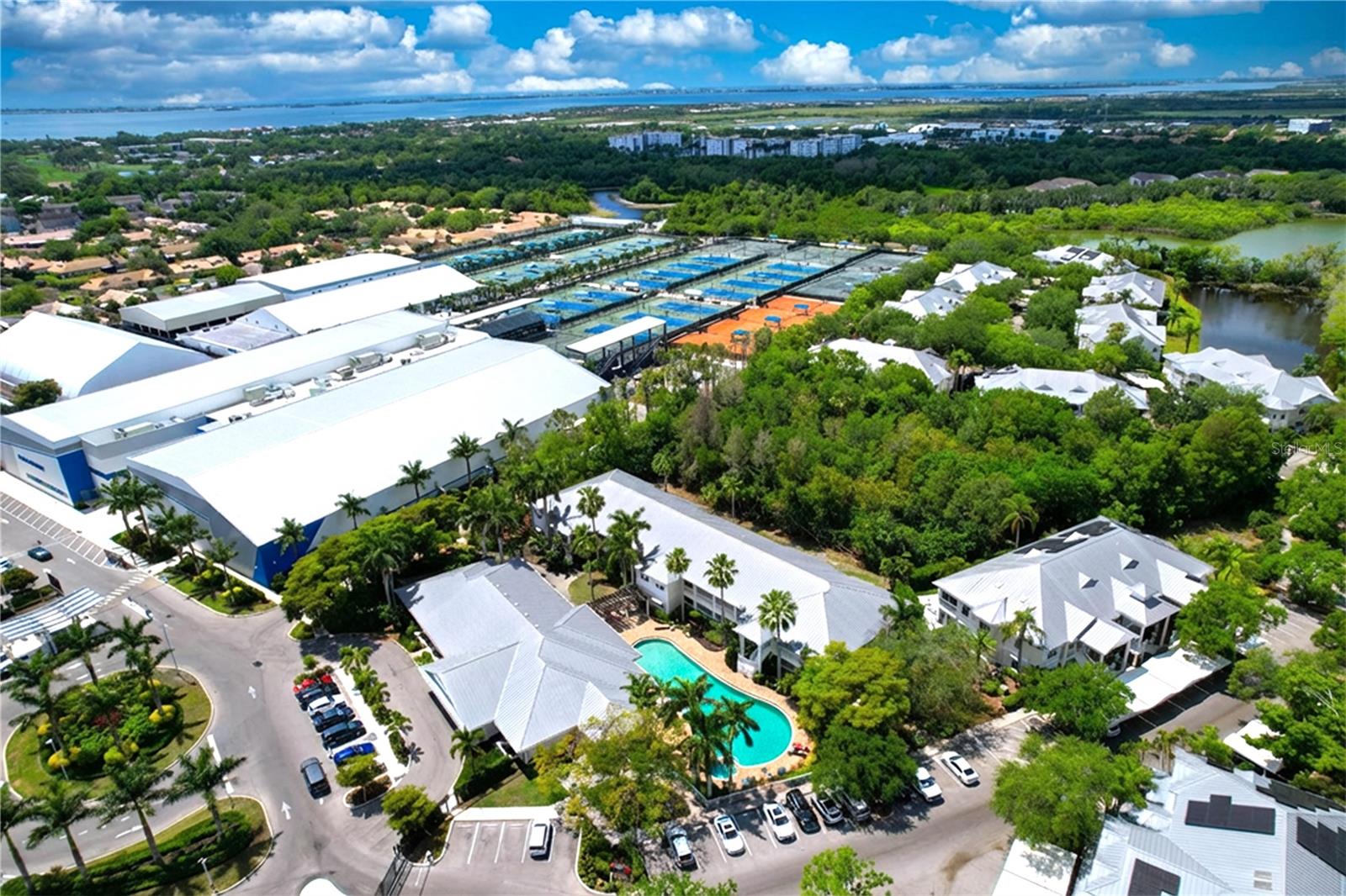 BOLLETTIERI RESORT VILLAS IV - Residential Lease