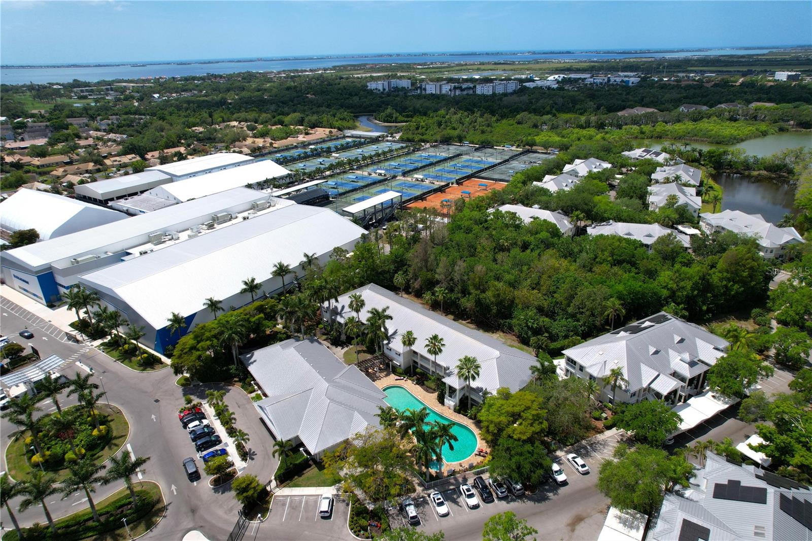 BOLLETTIERI RESORT VILLAS IV - Residential Lease