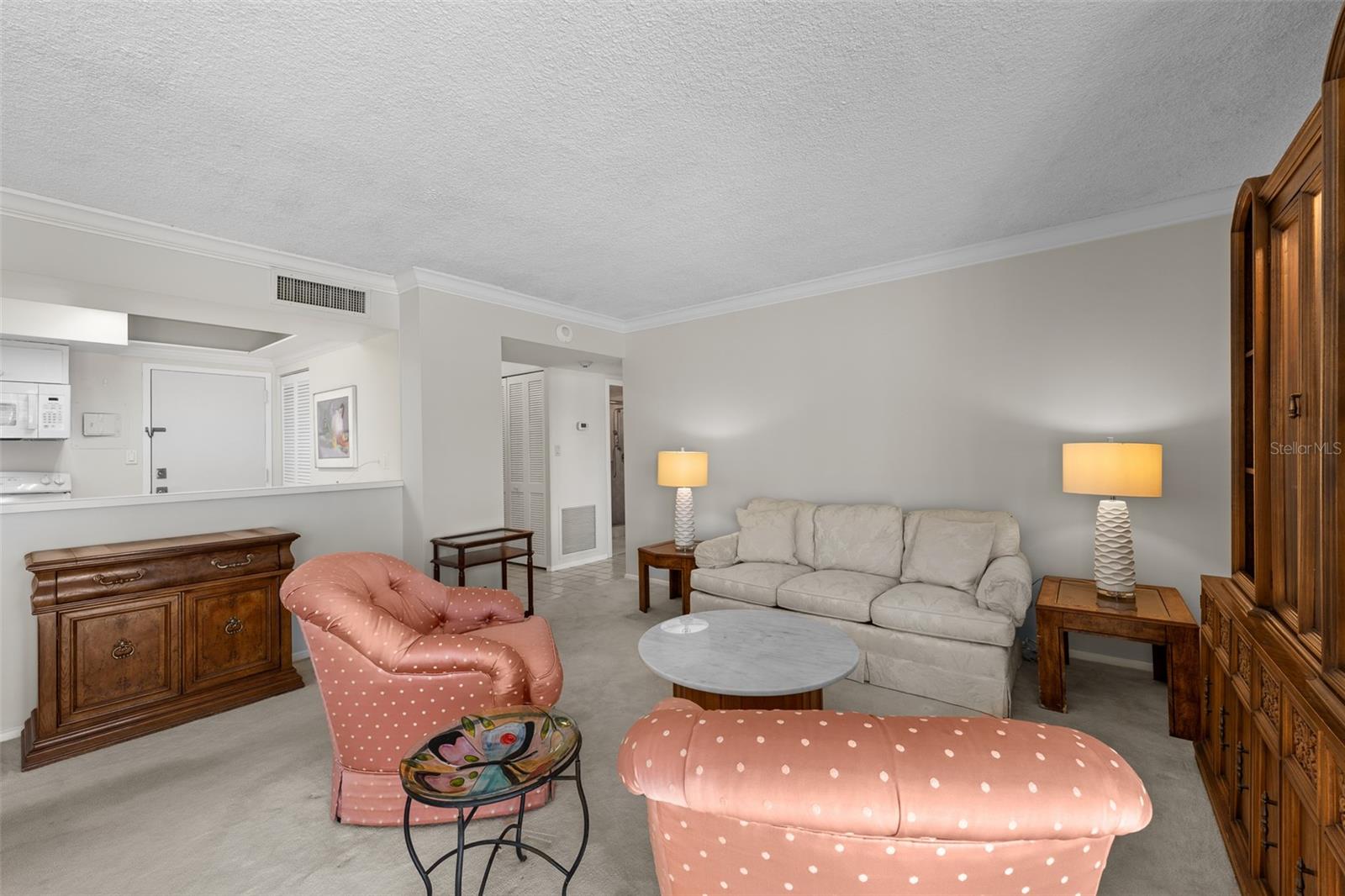 HARBOUR HOUSE CONDO - Residential