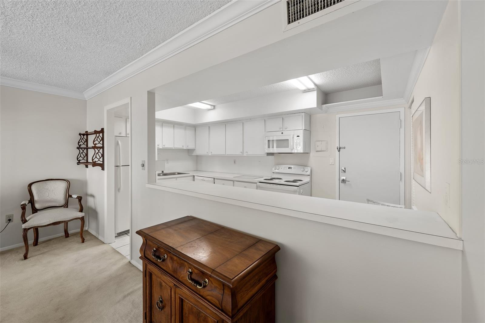 HARBOUR HOUSE CONDO - Residential