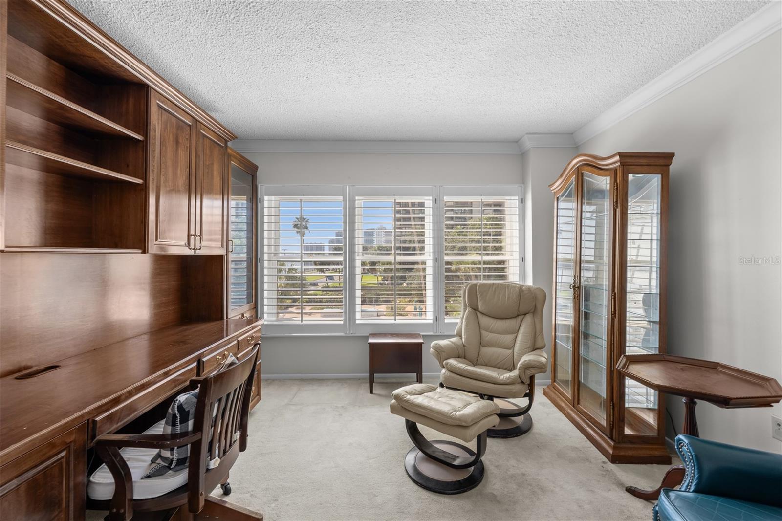 HARBOUR HOUSE CONDO - Residential