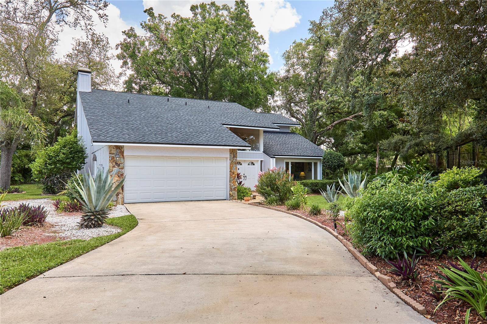 15917 DOVER CLIFFE DRIVE