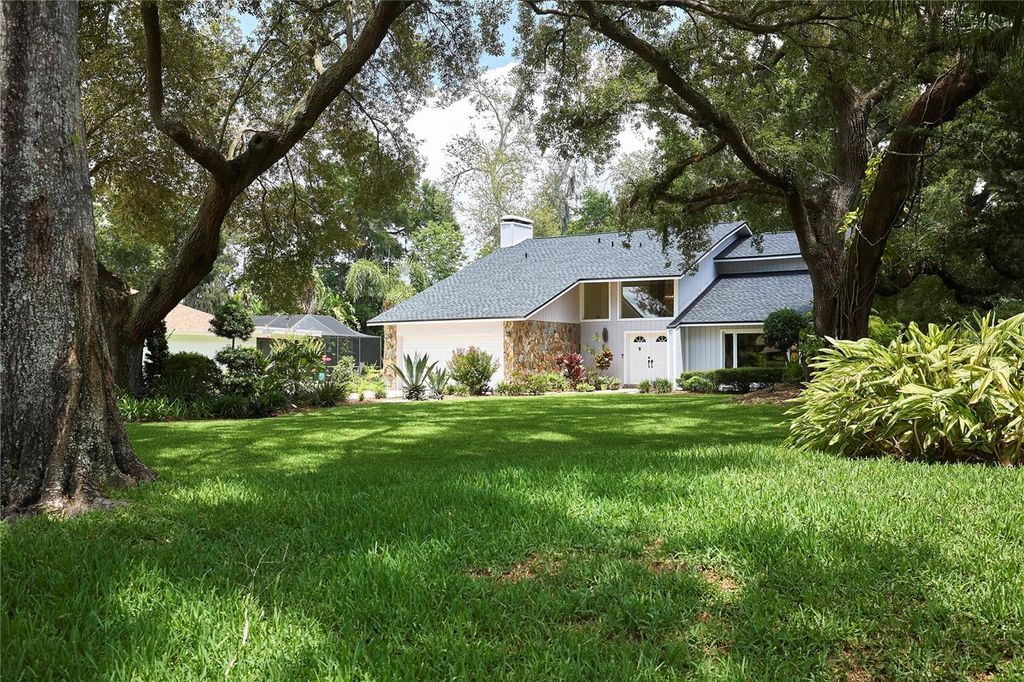 Photo of 15917 Dover Cliffe Drive, Lutz, FL 33548 (MLS # TB8396947)