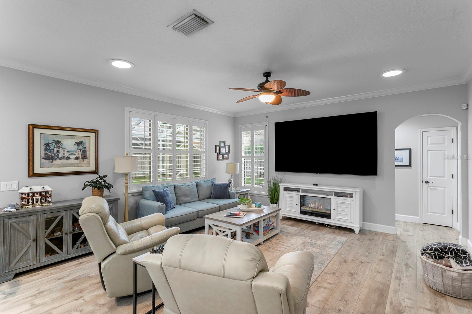 WESTCHASE SEC 377 - Residential