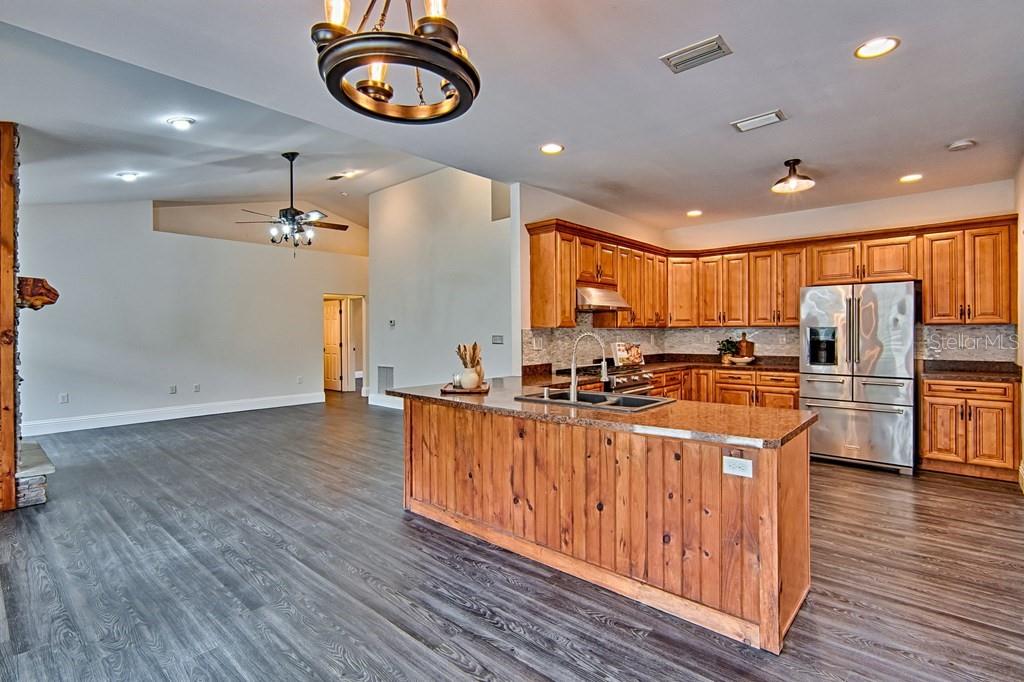 GOLF VIEW - Residential