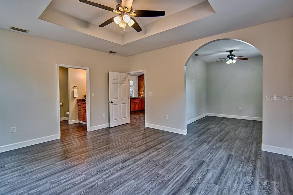 GOLF VIEW - Residential