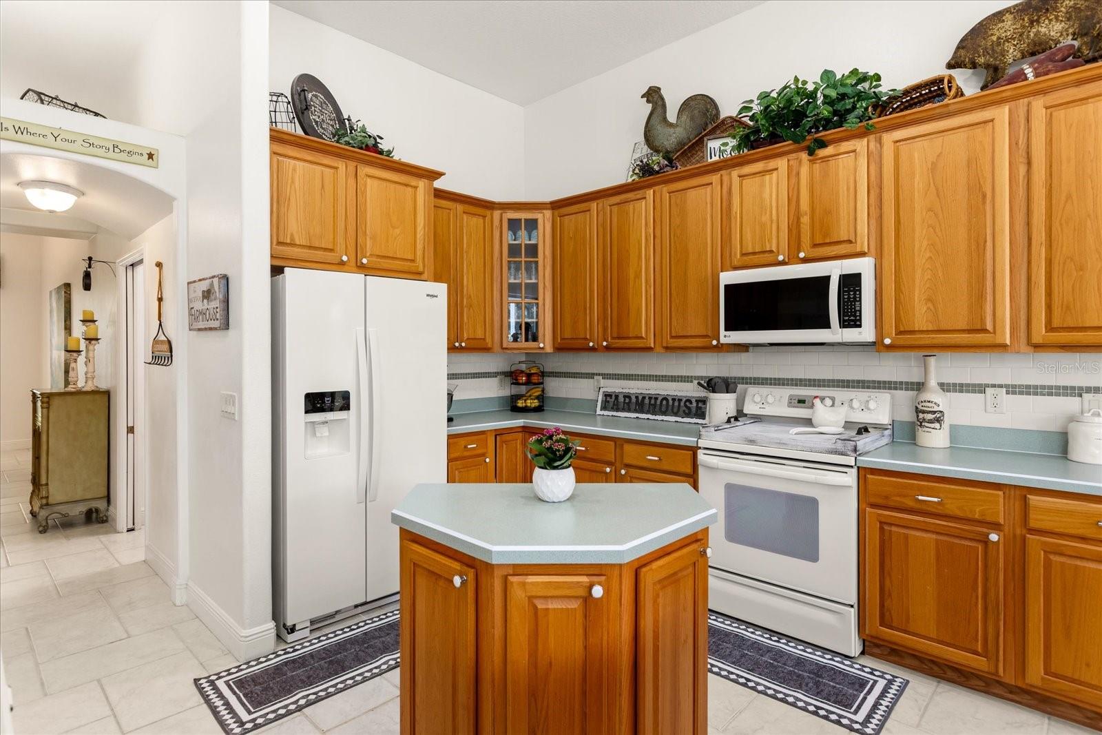 HAMMOCK POINTE UNIT 2 - Residential