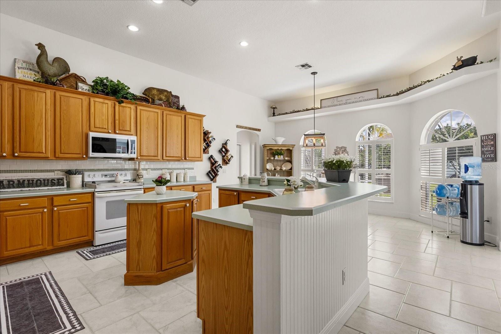 HAMMOCK POINTE UNIT 2 - Residential