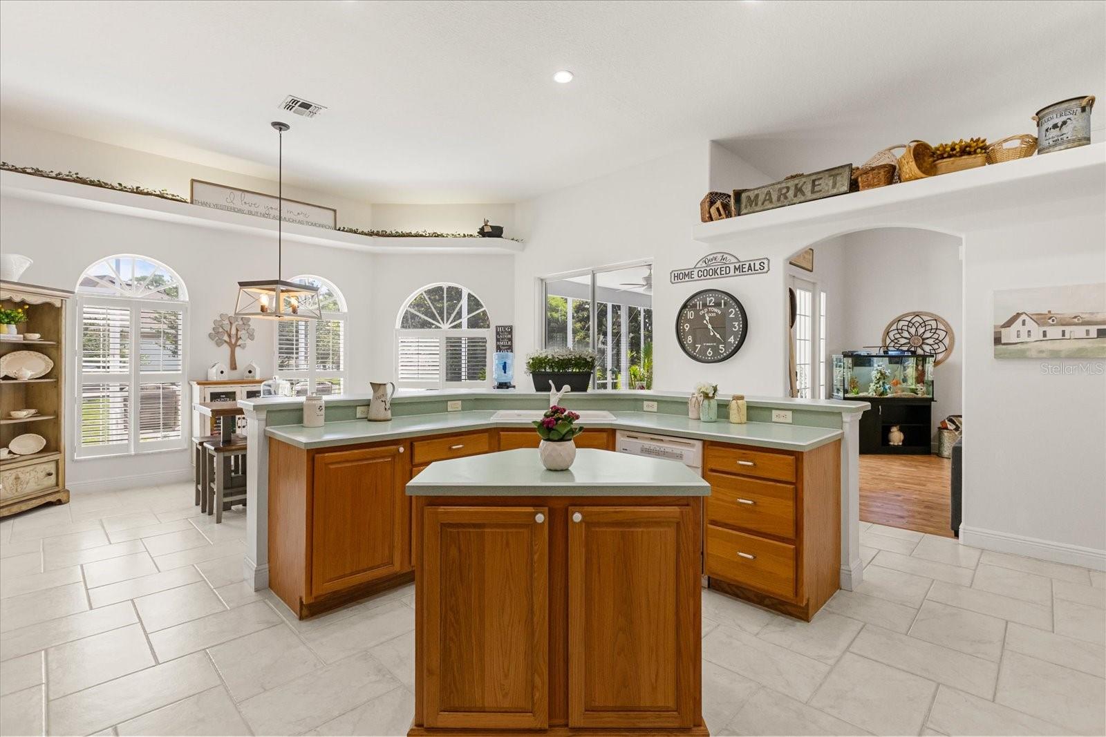 HAMMOCK POINTE UNIT 2 - Residential