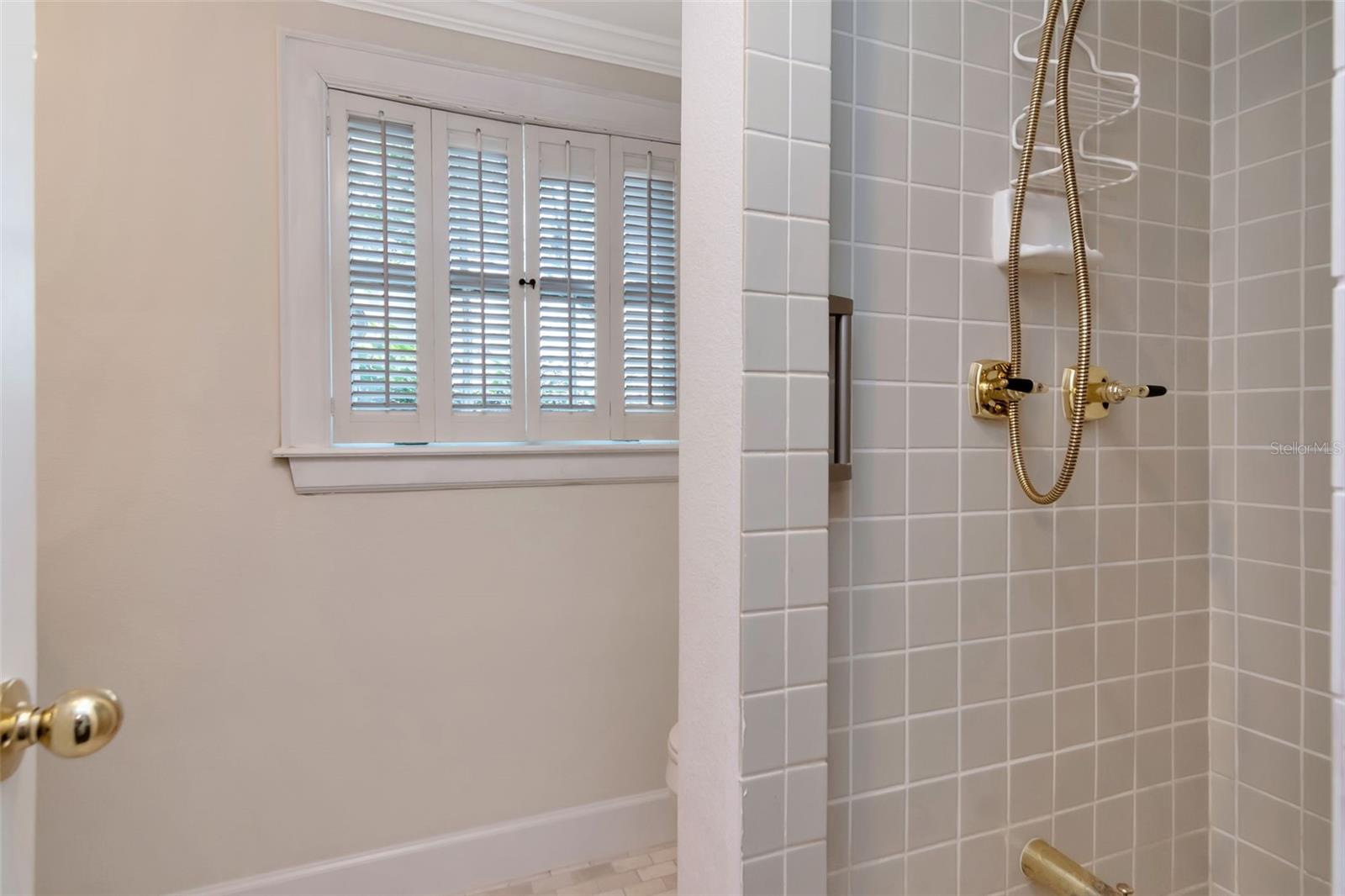 DAVIS ISLANDS PB10 PG52 TO 57 - Residential