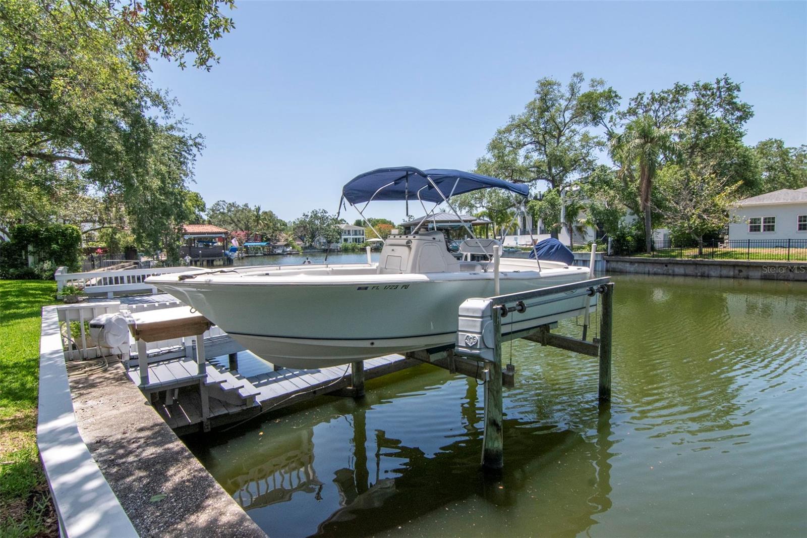 DAVIS ISLANDS PB10 PG52 TO 57 - Residential