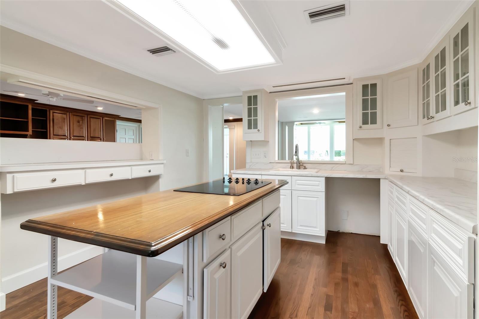 DAVIS ISLANDS PB10 PG52 TO 57 - Residential