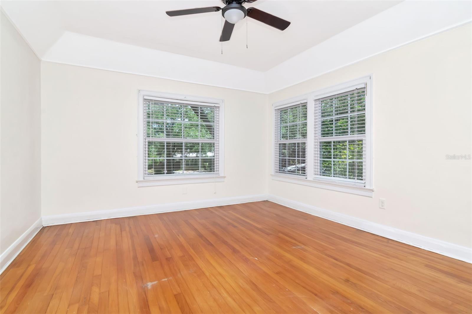 DAVIS ISLANDS PB10 PG52 TO 57 - Residential