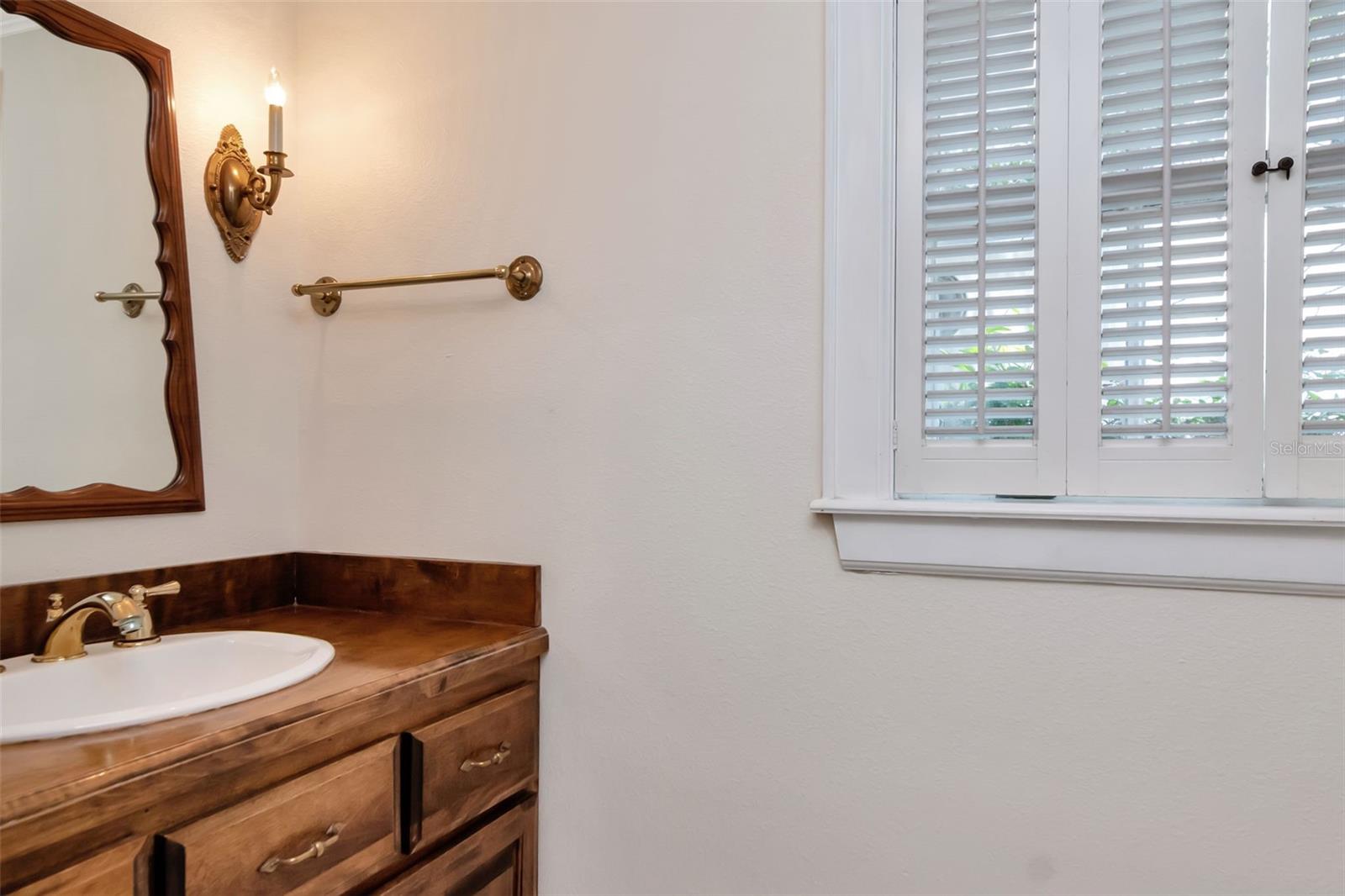 DAVIS ISLANDS PB10 PG52 TO 57 - Residential