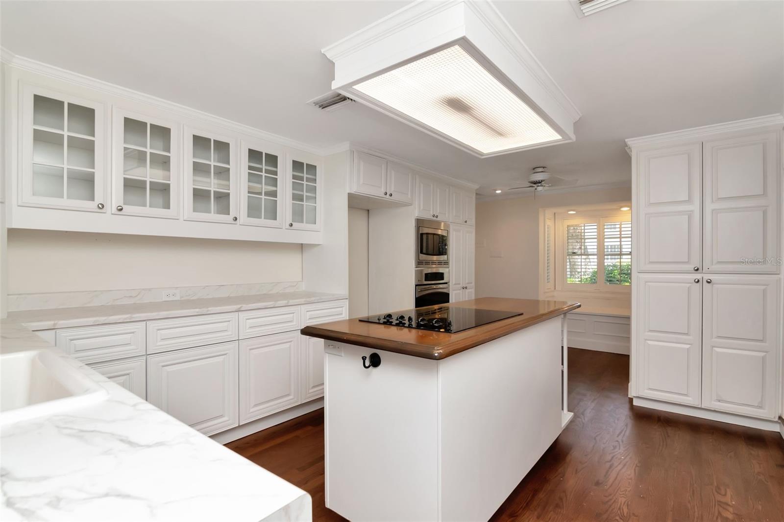 DAVIS ISLANDS PB10 PG52 TO 57 - Residential