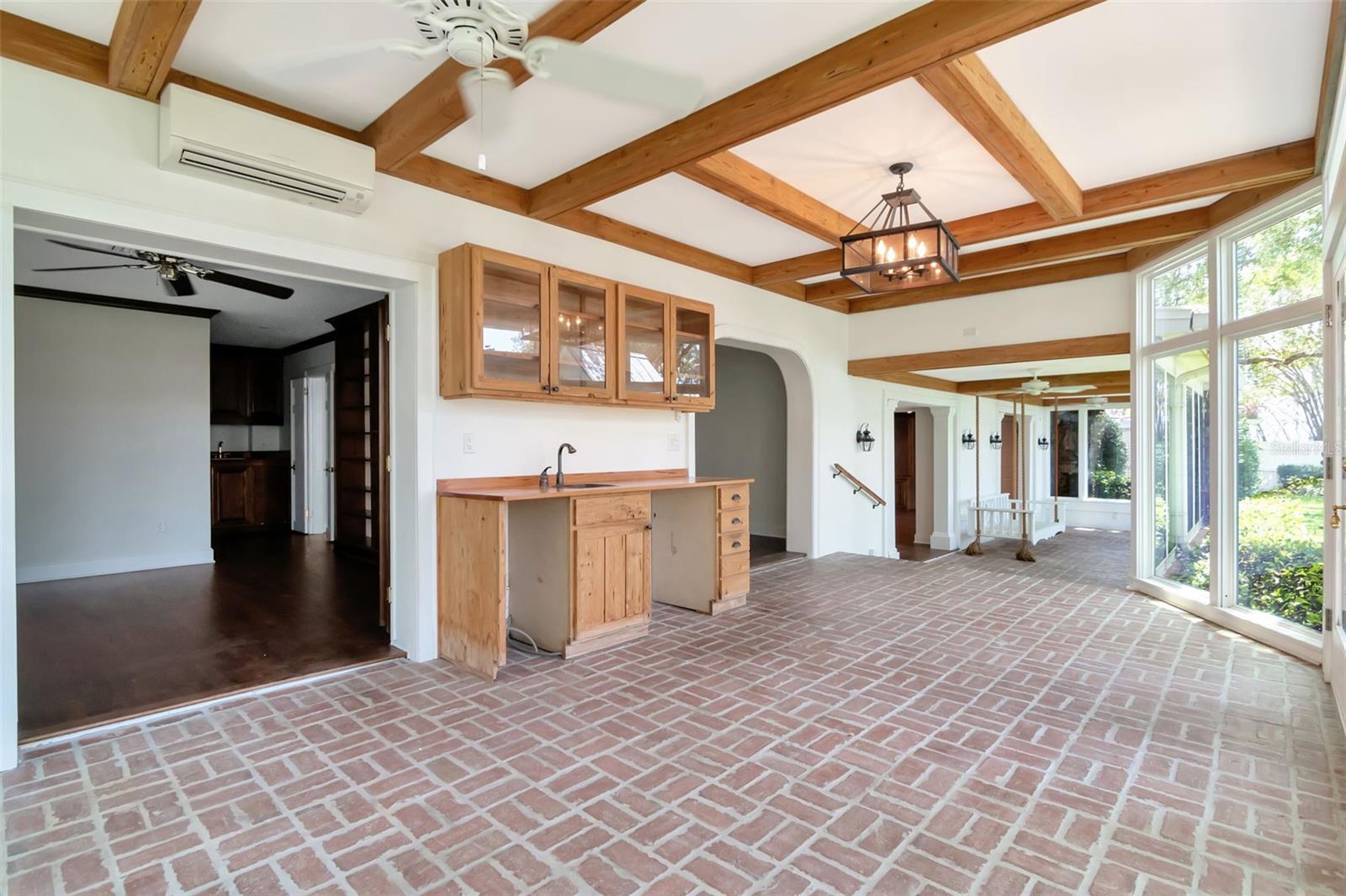 DAVIS ISLANDS PB10 PG52 TO 57 - Residential