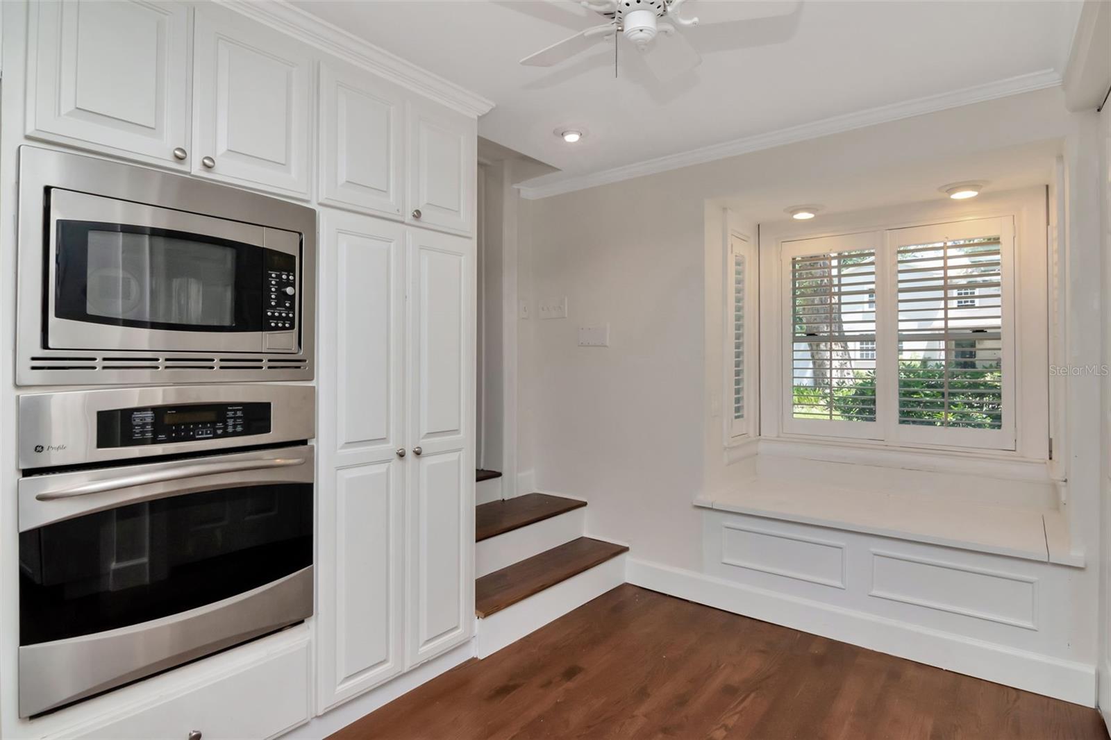 DAVIS ISLANDS PB10 PG52 TO 57 - Residential