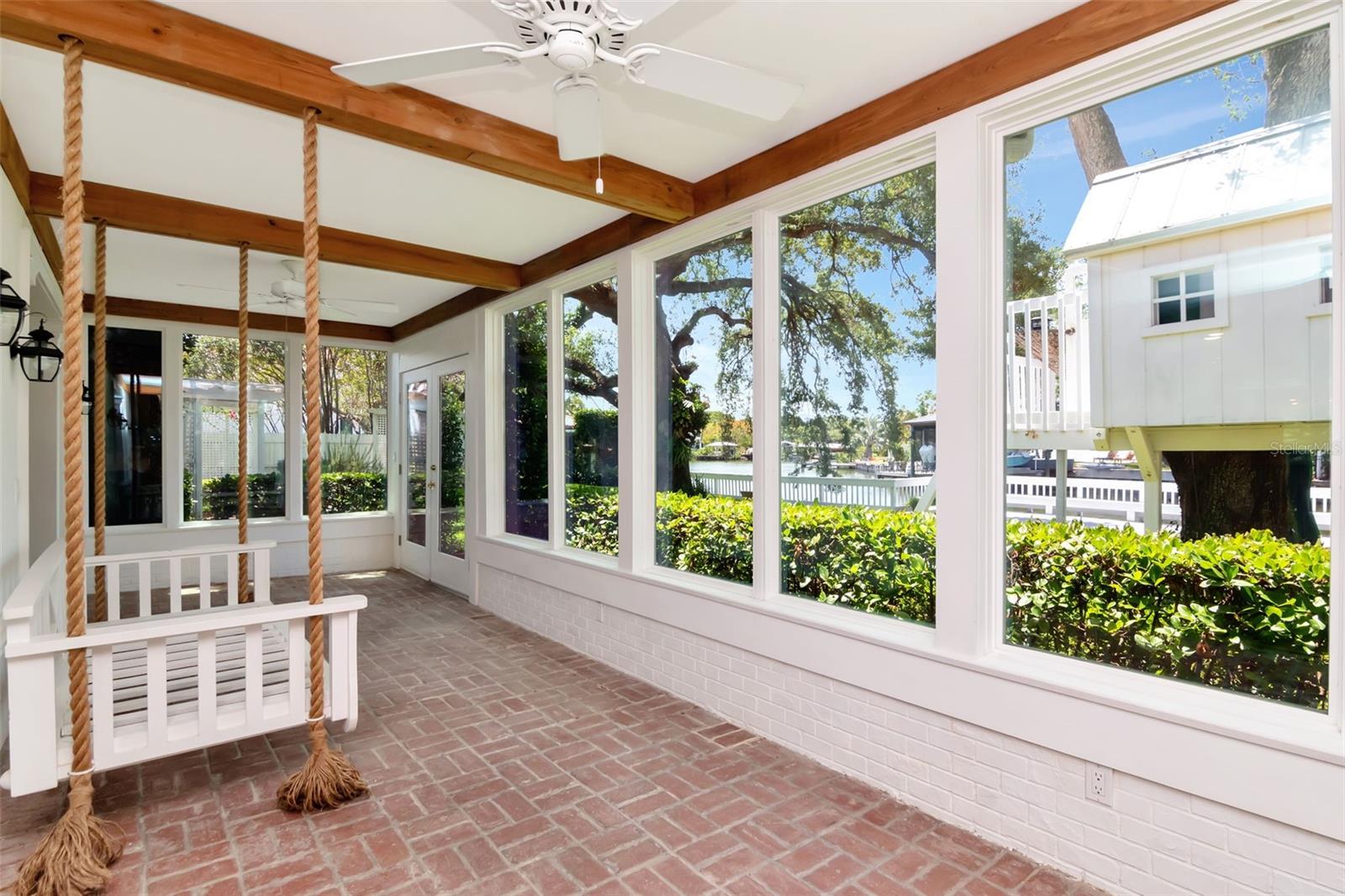 DAVIS ISLANDS PB10 PG52 TO 57 - Residential