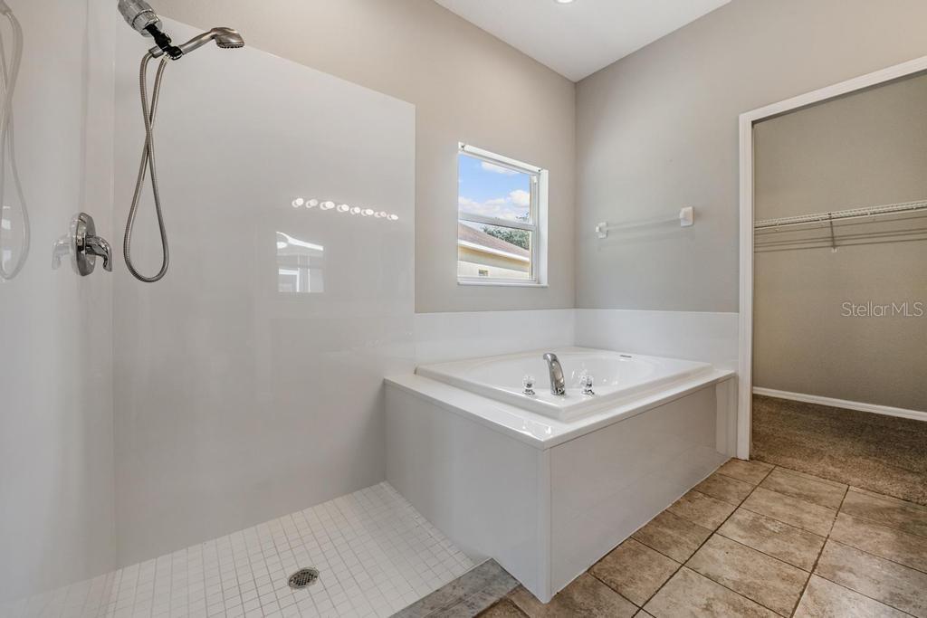 QUAIL RIDGE - Residential