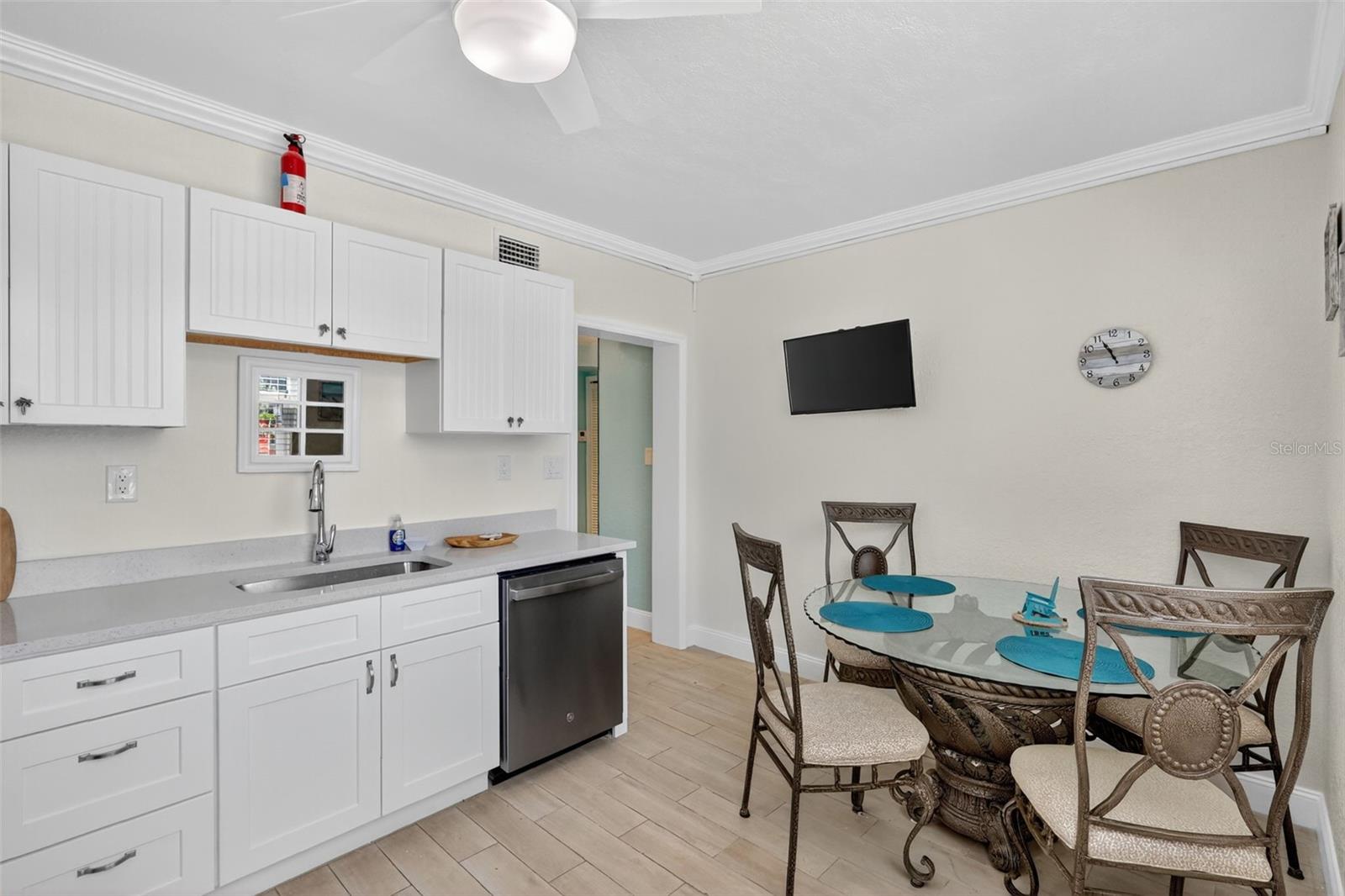 LA SAL MOTEL CONDO - Residential