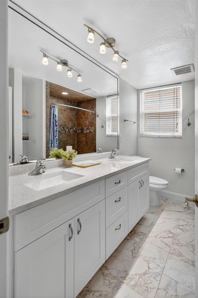 LA SAL MOTEL CONDO - Residential