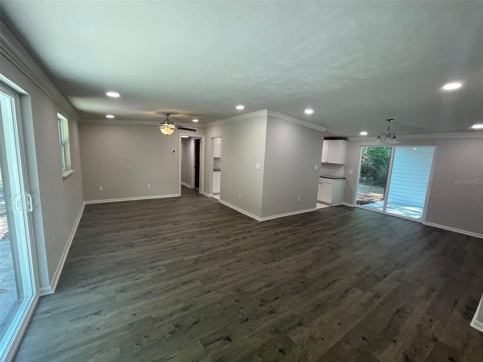 2903 NE 10TH DRIVE