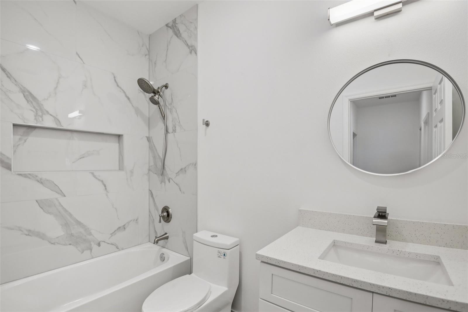 ROTONDA LAKES - Residential Lease