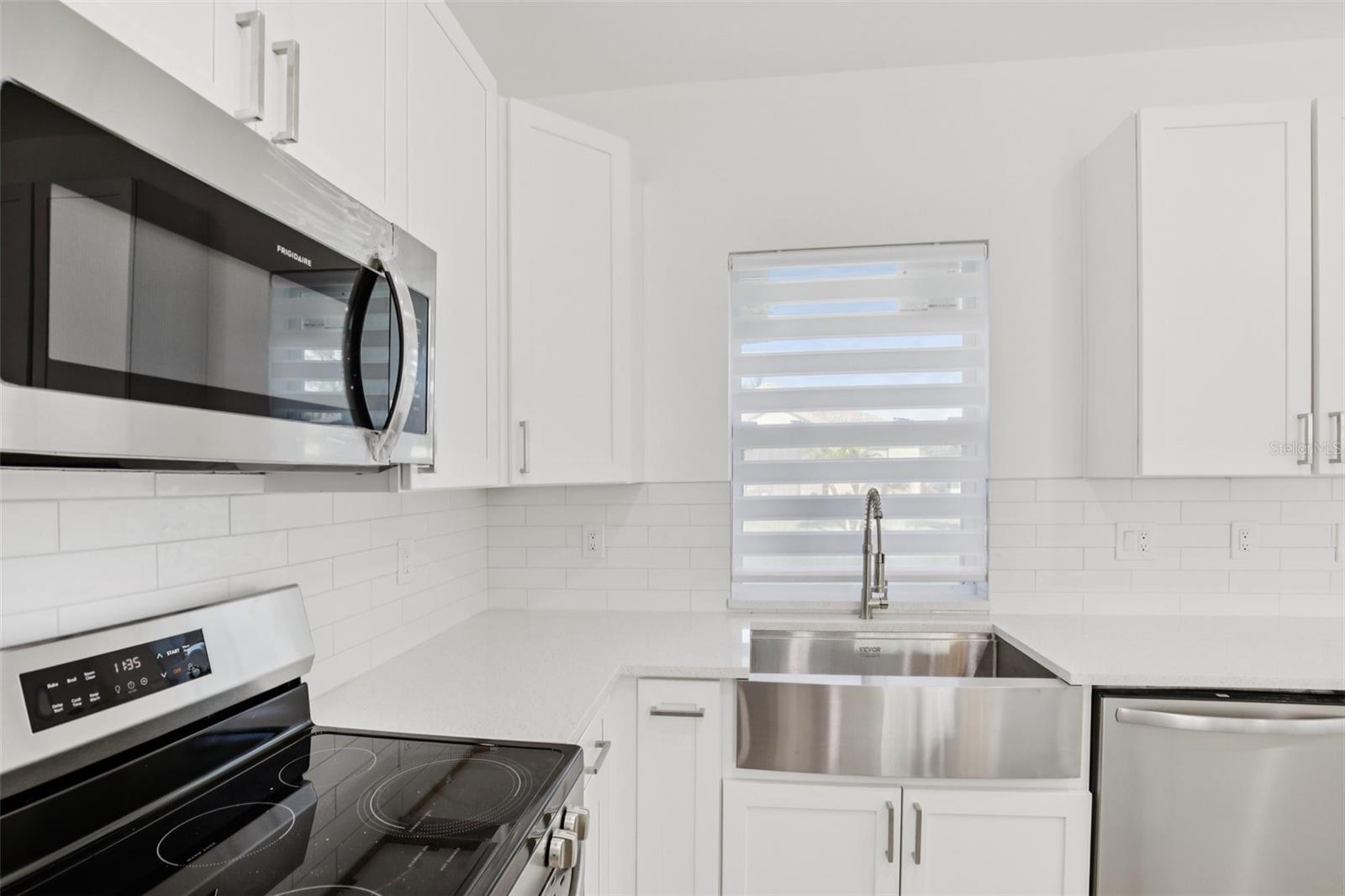 ROTONDA LAKES - Residential Lease