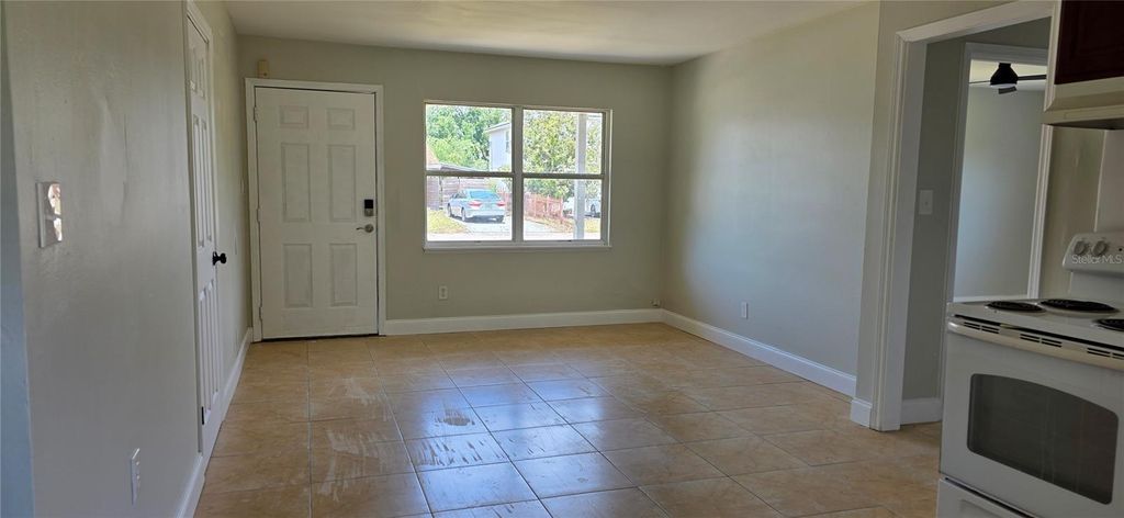 Photo of 260 Pine Tree Drive, Casselberry, FL 32707 (MLS # O6405747)