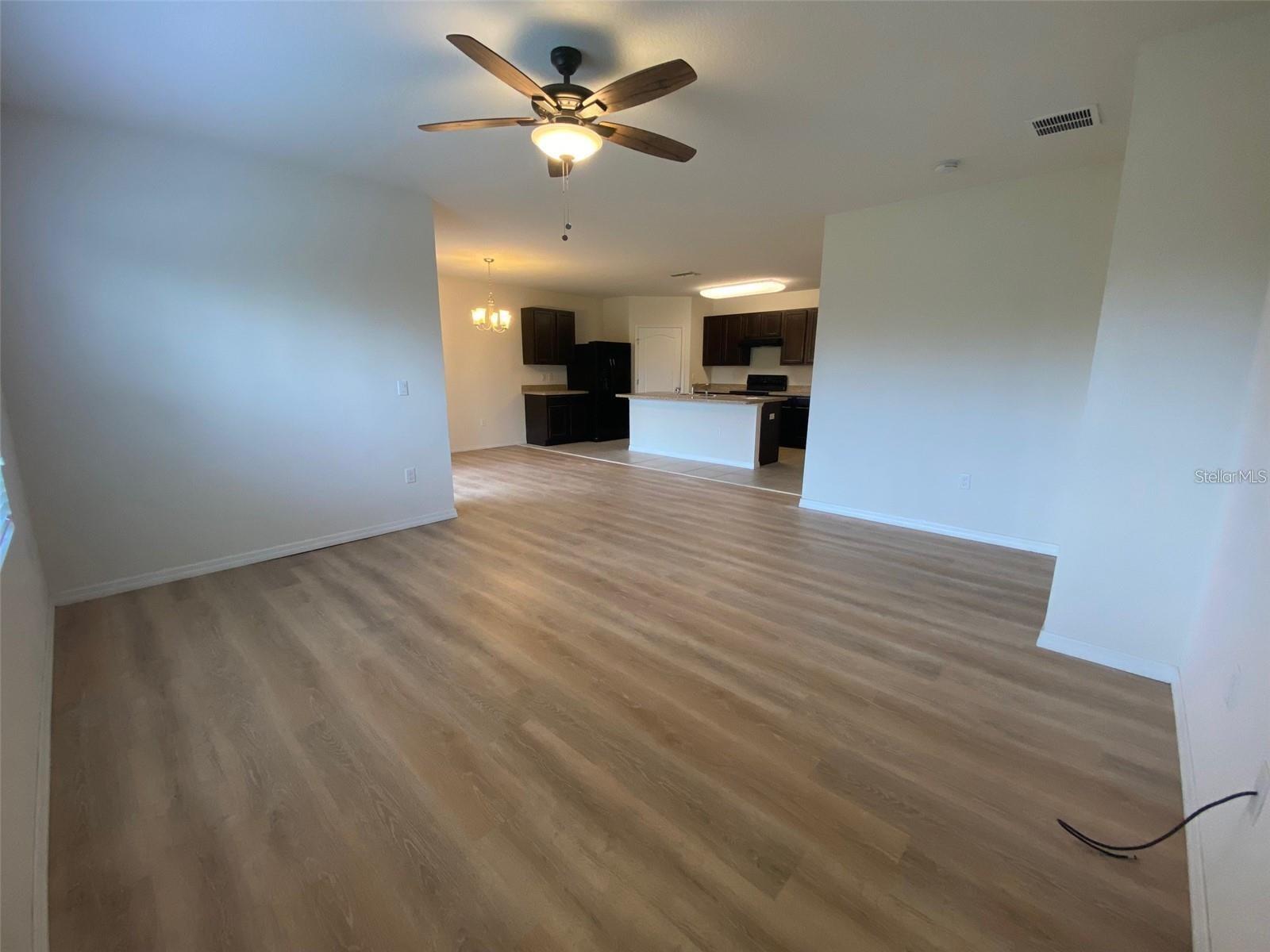 LAKES/LAUREL HIGHLANDS PH 1D - Residential Lease