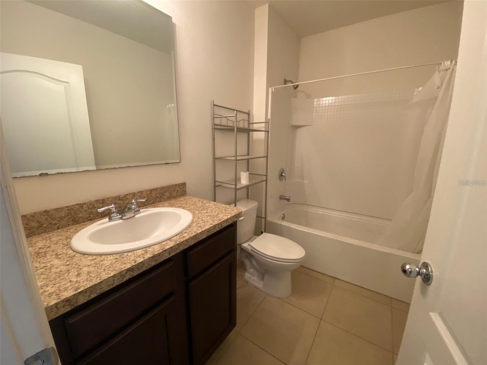 LAKES/LAUREL HIGHLANDS PH 1D - Residential Lease